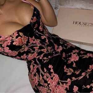 HOUSE OF CB 'Lexi' Black Floral Devore Velvet Corset Dress -XS
